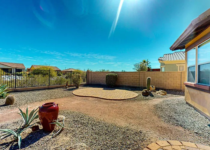 Desert Blossom Holiday home *